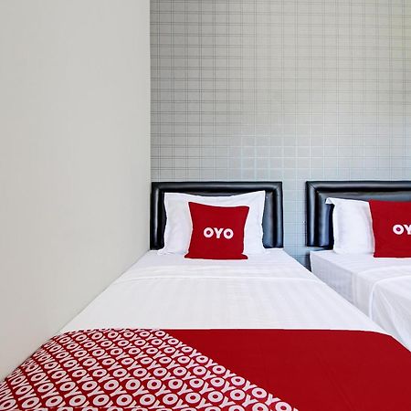 Super Oyo Collection O 92363 Kp Inn Yogyakarta Exterior foto