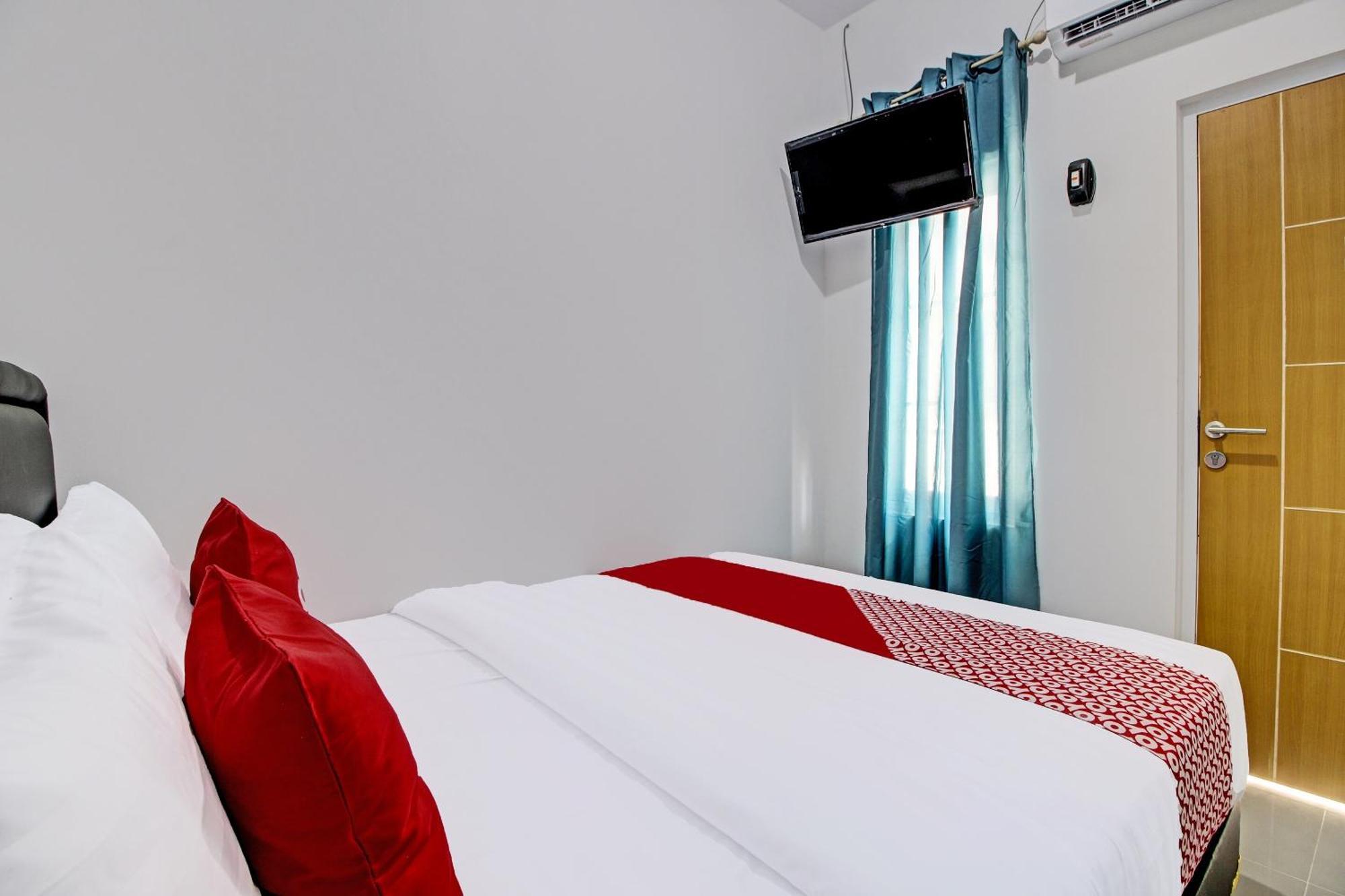 Super Oyo Collection O 92363 Kp Inn Yogyakarta Exterior foto