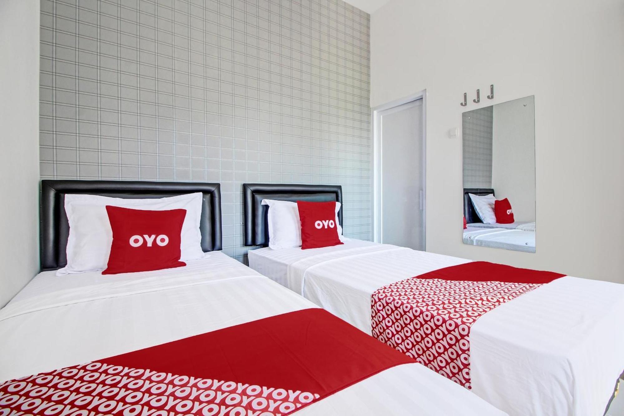 Super Oyo Collection O 92363 Kp Inn Yogyakarta Exterior foto