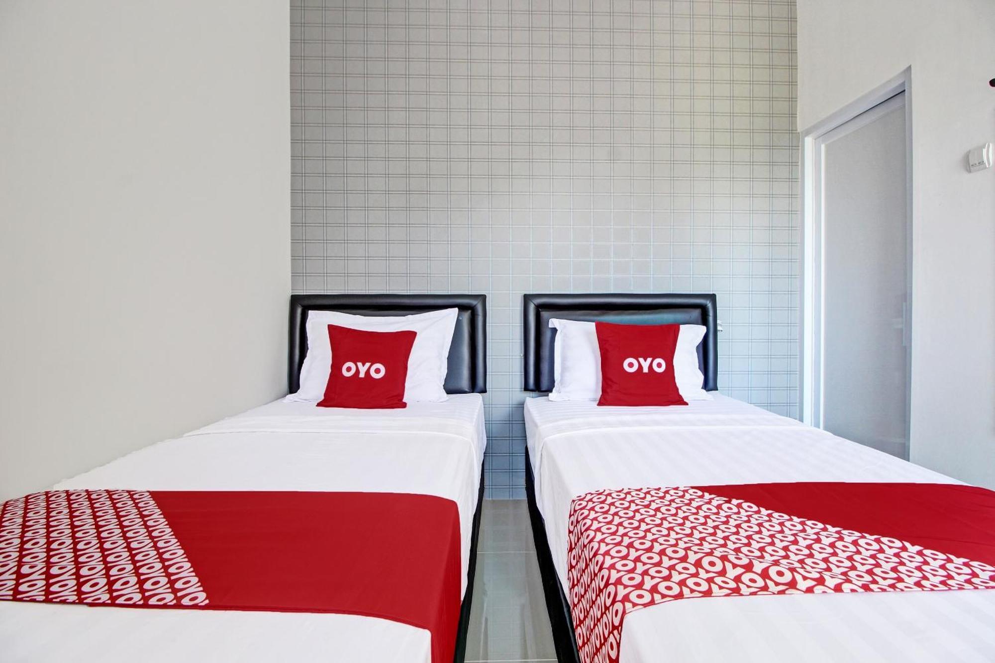 Super Oyo Collection O 92363 Kp Inn Yogyakarta Exterior foto